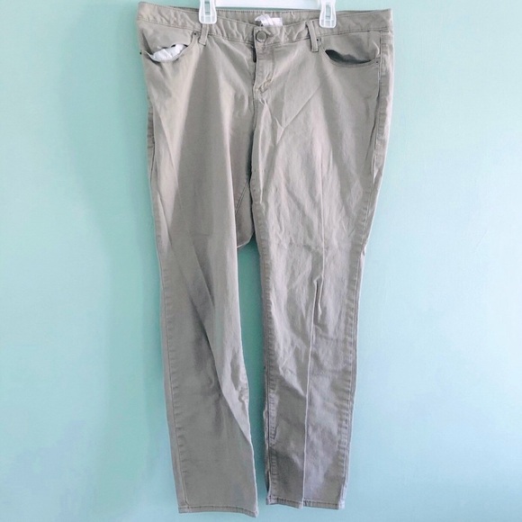 No Boundaries Denim - Clothing - No Boundaries - Beige Junior’s Jeans Size 17